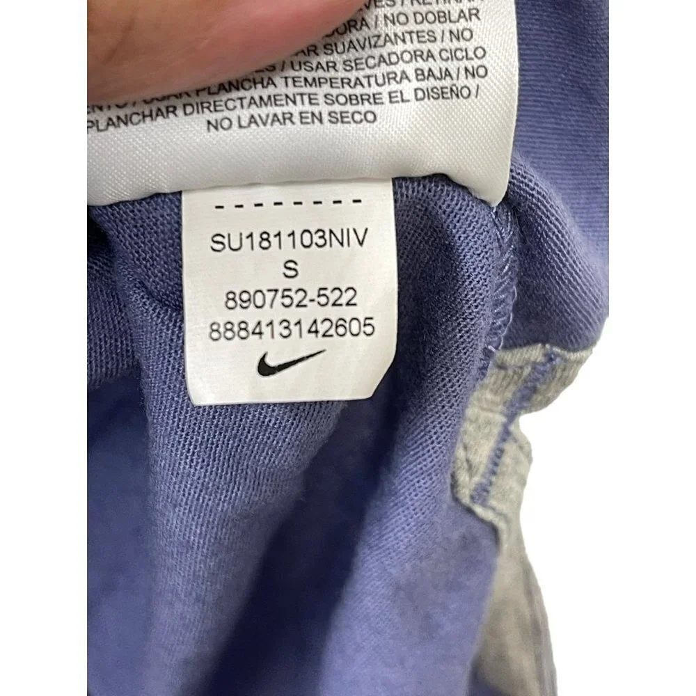 Nike Swoosh Tank Women’s Size Small Lavender